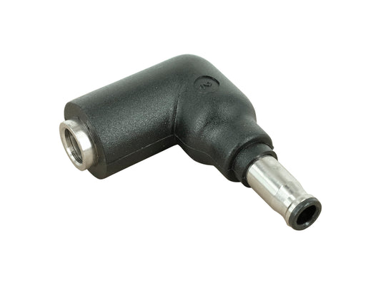Punta del connettore C2 - Connettore maschio da 5,5 x 3,3 mm con pin centrale a jack femmina da 5,5 x 2,5 mm