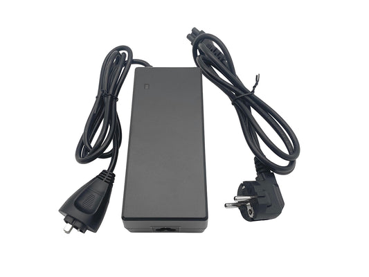 Caricabatterie 42V 2A per batteria Stella E-Bike da 36V, spina Stella ovale a 3 pin