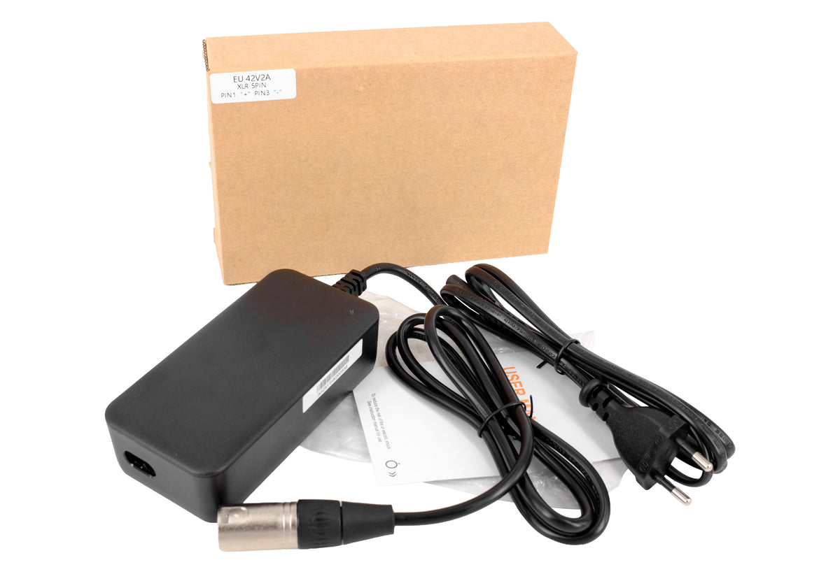 Caricabatterie E‑Bike 42V 2A per Batterie TranzX BL03, BL05, BL07, BL09 36V e Victoria – Caricabatterie XLR 5 Pin